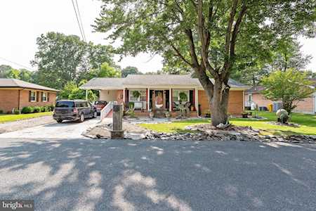 7052 Charleston Ave North Beach, MD 20714