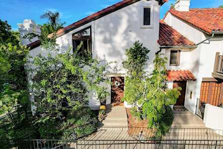 8614 Villa La Jolla Dr #6 La Jolla, CA 92037