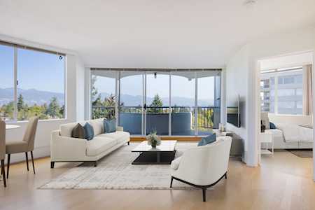 4691 W 10th Avenue #901 Vancouver, BC V6R 2J3