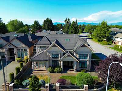4611 Granville Avenue Richmond, BC V7C 1E3