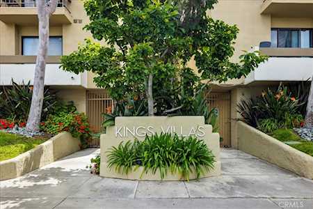740 N Kings Rd #307 West Hollywood, CA 90069