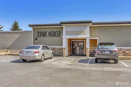 2740 76th Ave SE #307 Mercer Island, WA 98040