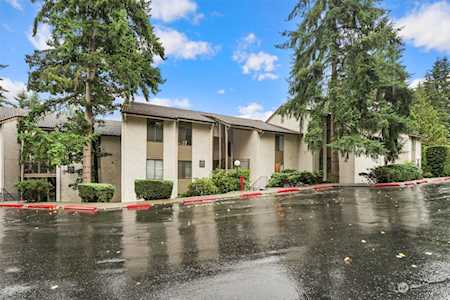 10424 NE 32nd Place #C-204 Bellevue, WA 98004