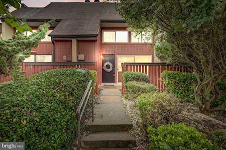 3914 Woodhue Place #6 Alexandria, VA 22309