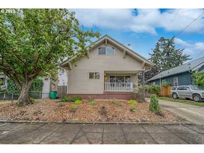 7604 SE Insley ST Portland, OR 97206