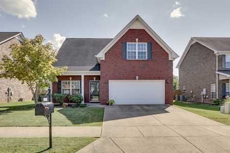 4086 Locerbie Cir Spring Hill, TN 37174