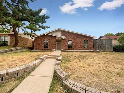 9209 Fairmont Circle Rowlett, TX 75088