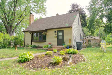 2724 18th Avenue E North Saint Paul, MN 55109