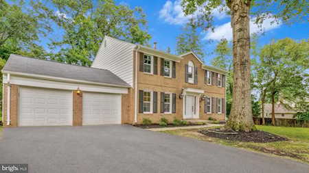 8430 Pulley Ct Annandale, VA 22003