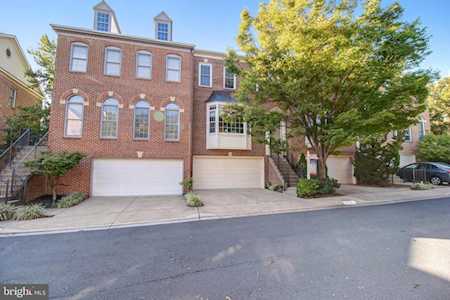 4188 Lord Culpeper Ln Fairfax, VA 22030