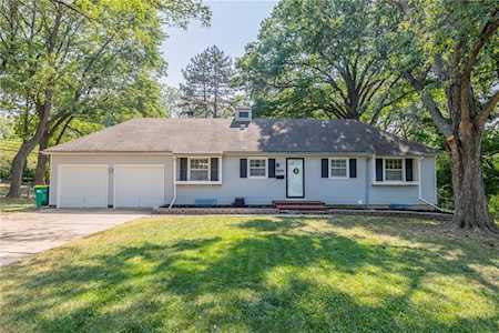 8809 W 88 St Overland Park, KS 66212