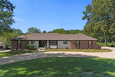 9724 State Line Rd Leawood, KS 66206