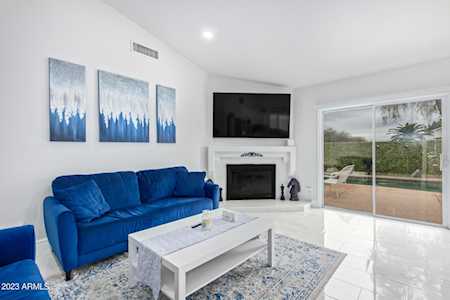 18072 N 83rd Ln Peoria, AZ 85382