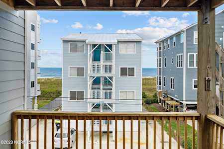 208 Carolina Beach Ave S Carolina Beach, NC 28428