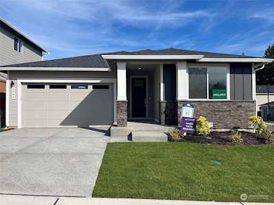 3795 SW Bigler Way #81 Port Orchard, WA 98367