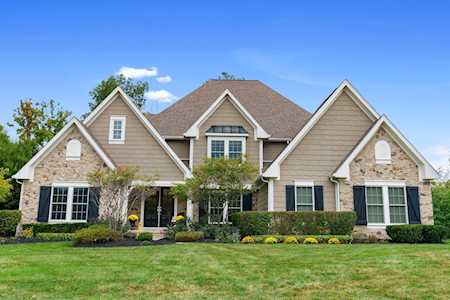 8877 Creighton Drive Powell, OH 43065