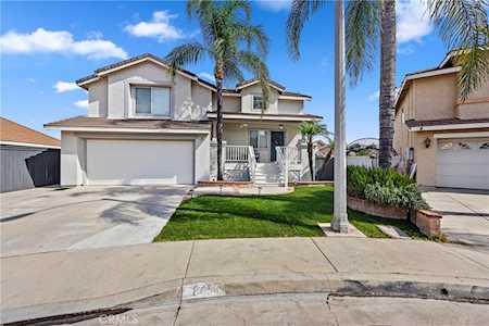 843 Viewtop Circle Corona, CA 92881