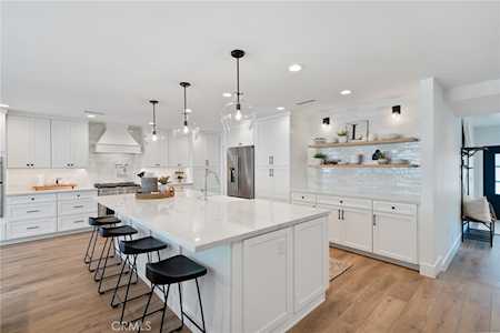 25481 Calle Becerra Laguna Niguel, CA 92677