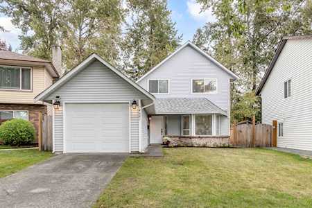 14941 98A Avenue Surrey, BC V3R 8G6