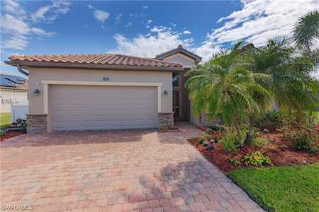 2745 Via Piazza Loop Fort Myers, FL 33905