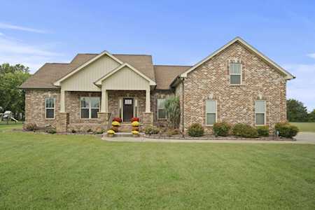 135 Wind Wood Dr Portland, TN 37148