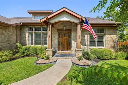 104 Schooner DR Lakeway, TX 78738