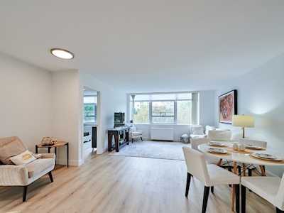 2 Hammond Pond Parkway #204 Newton, MA 02467