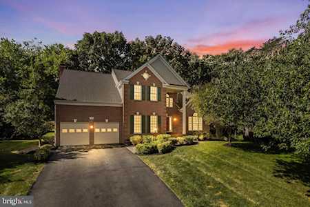 2504 Tallyrand Ct Herndon, VA 20171