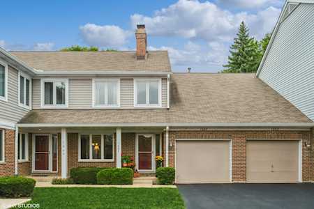 1605 E Clayton Ct Arlington Heights, IL 60004
