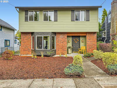 4702 NE 32nd PL Portland, OR 97211