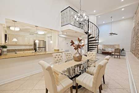 377 King Street #102 Charleston, SC 29401