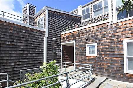 27 N Buckhout St #12 Irvington, NY 10533