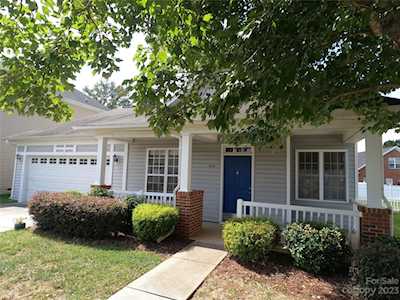1016 Traditions Park Dr Pineville, NC 28134