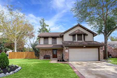 19703 Oakland Valley Dr Katy, TX 77449