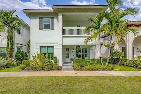 7037 Edison Place Palm Beach Gardens, FL 33418
