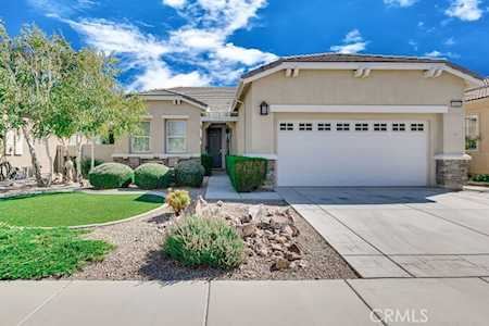 10325 Lakeshore Dr Apple Valley, CA 92308