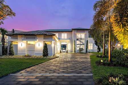 1524 Lake Drive Delray Beach, FL 33444