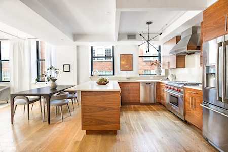 133 Mulberry St #5C New York, NY 10013