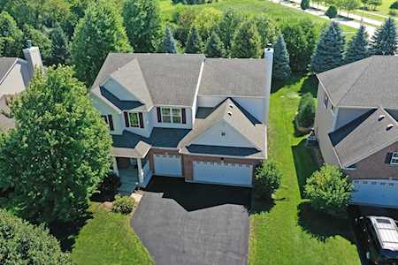 2121 Edgartown Ln Hoffman Estates, IL 60192