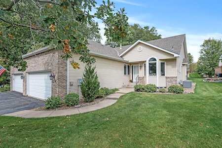 4449 Lakeshore Terrace Eagan, MN 55122