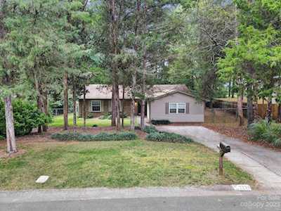 7233 Connan Ln Charlotte, NC 28226