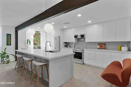 8714 E Devonshire Avenue Scottsdale, AZ 85251