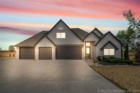 25327 Stonebridge Parkway Claremore, OK 74019