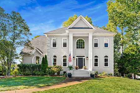 9439 Highwood Hill Rd Brentwood, TN 37027
