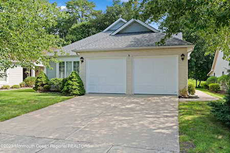 1698 Buttonwood Ave Toms River, NJ 08755