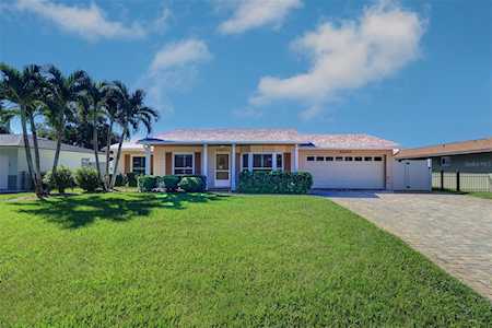 9856 49th Ave N St. Petersburg, FL 33708