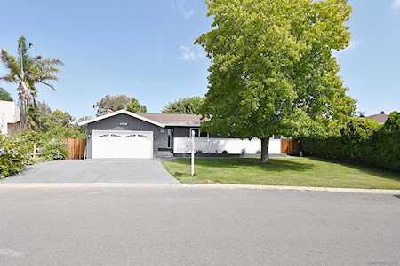 3709 Avenida Palo Verde Bonita, CA 91902