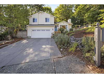 7812 SE 119th DR Portland, OR 97266
