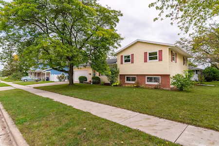 420 Reichow St Oshkosh, City of Oshkosh, WI 54902-5528