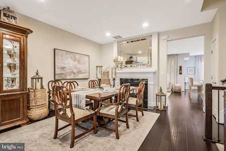 2007 Richmond Hwy #102 Alexandria, VA 22301